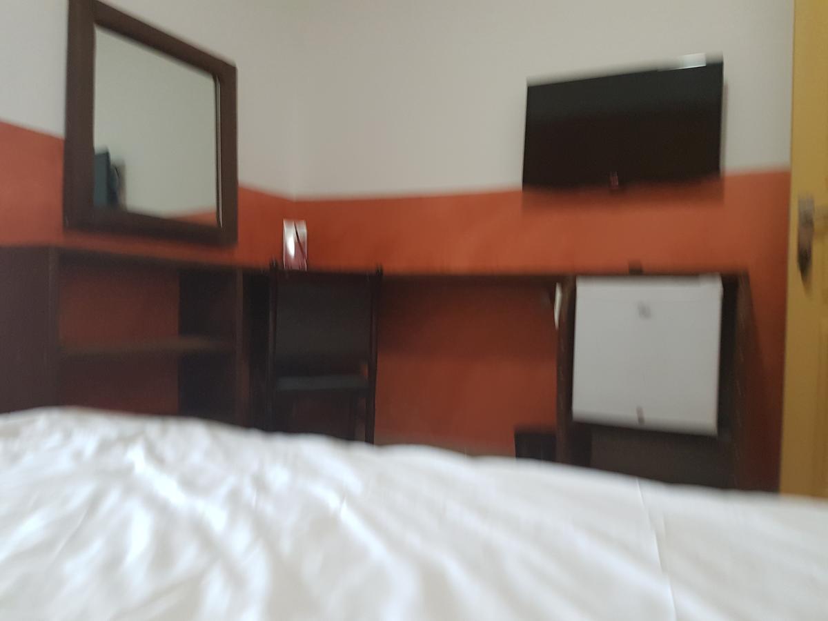 Novo Hotel Brazzaville Exteriér fotografie